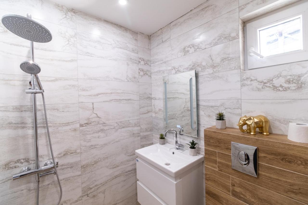 Chic 1Br Apartment With Balcony In Plovdiv Exterior foto
